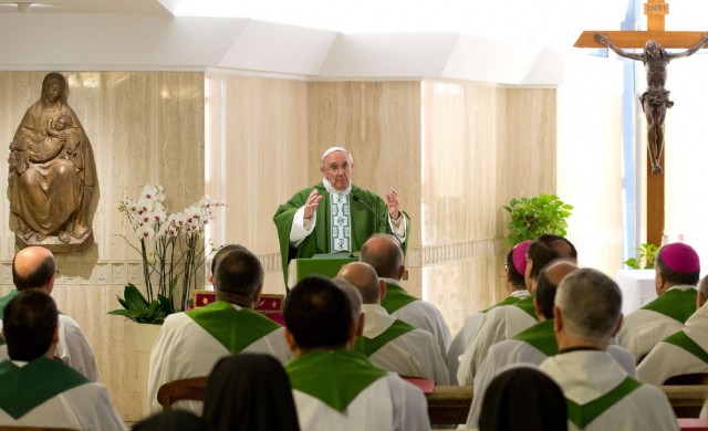 30/01/2018 - En su homilía de hoy, en la misa celebrada en la Capilla de la Casa Santa Marta, el Papa Francisco se refirió a las actitudes del verdadero pastor. Que son aquellas&hellip;