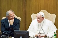 09/08/2016 – El papa Francisco envió una carta a los directores de Scholas Occurrentes, José María del Corral y Enrique Palmeyro, y les&hellip;