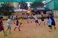 La Asociación civil Hombre Nuevo inicia un proyecto de escuelas deportivas para contención de niños y jóvenes en riesgo en la ciudad de…