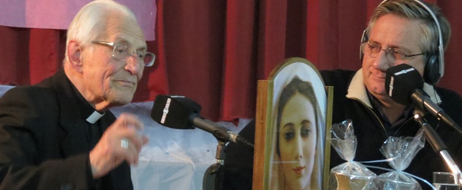 Visita del Card. Karlic 11/08/2025 - El pasado 8 de agosto falleció en Paraná el Cardenal Estanislao Karlic, honramos su memoria, su profunda vivencia de fe y el cariño entrañable que siempre tuvo por este medio de evangelización. Un testigo privilegiado del Catecismo El Cardenal Estanislao Karlic, profundamente vinculado a Radio María Argentina desde sus inicios, fue una figura clave…