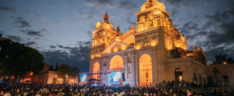 17/12/2024 - El domingo 8 de diciembre cumplimos 29 años de vida y comenzamos a vivir juntos el Año Jubilar, camino a los 30 años. Lo vivimos con dos momentos, iniciamos la jornada con la celebración de la Santa Misa, presidida por el Padre Javier Soteras, y junto a la comunidad nos consagramos a María. Un momento especial fue el…