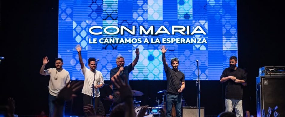 20/12/2025 - La primera noche del festival “Con María le cantamos a la esperanza” se consolidó como un encuentro especial de música y fe, en el marco del Año Jubilar de nuestra Obra de María. Durante esta noche María nos abrazó el corazón y nos recordó que la esperanza se canta en comunidad. El festival, impulstado desde la Catedral Nuestra&hellip;