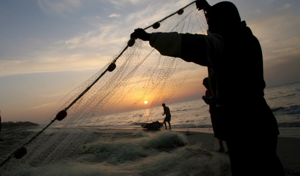 Pescadores-costarricenses-protestan-por-prohibición-de-redes-de-arrastre