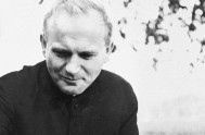 02/11/2016 – Juan Pablo II, un hombre de Dios y un hombre de la tierra que como sacerdote y hombre de Dios nos…