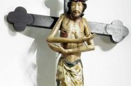 Cuentan que en una ciudad de Alemania llamada Wursburgo, hay en la cripta de un templo una cruz muy famosa que tiene gran…