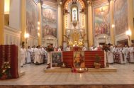 13/11/2018 – Fray Martín Bitzer, vicepostulador de la causa de beatificación de los cuatro mártires, presentó el sitio  web del proceso canónico, y…