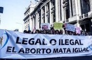 18/12/2018 – El Protocolo del Ministerio de Salud del Gobierno provincial, que facilita abortos a mujeres que declaren -sin denuncia judicial- haber sido…