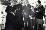 10/04/2019 – El padre Pablo Pastrone,párroco en Nuestra Señora de los Milagros de Villa Elisa en el Arzobispado de La Plata, y también el…