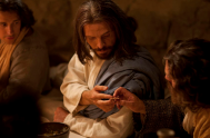  Catequesis en un minuto Jesús, estando en la mesa con sus discípulos, se estremeció y manifestó claramente: “Les aseguro que uno de…