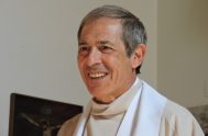 05/03/2020 – En el primer programa de “Bien de Paz”, el padre Adrián Santarelli presentó a la comunidad Belén que él mismo inició…