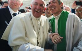 “Bien de Paz” es un espacio brindado por la Comunidad Belén, fundada por el padre Adrián Santarelli.…