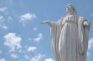 29/05/2023 – María es madre de la Iglesia y de cada uno de sus miembros por designio divino. Jesús, desde la cruz, nos…