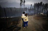 15/03/2021 – Sonia Correa, referente de Cáritas de Esquel, quien visitó la zona afectada por los incendios, dijo que, además de las dos…