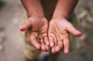 22/03/2021 – Estiman que hay 300 mil chicos en Argentina que sobreviven como “M”, la niña raptada y recuperada en Luján la semana pasada…