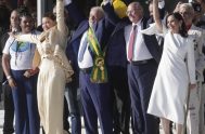02/01/2023 – Luiz Inácio Lula da Silva, de 77 años, asumió por tercera vez la Presidencia de Brasil para un mandato de cuatro años,…
