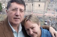 18/09/23- Jorge Mejías y Puri Rocca son matrimonio, viven en España y tienen dos hijos: uno vive en la tierra y otra en…