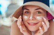 https://youtu.be/oyqEWnMxDxk 28/11/2023 - Todos los dermatólogos recomiendan que en esta época del año la piel necesita un plus de hidratación, cuidado y protección.…