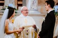 26/09/2024 – Dice el Papa Francisco en Amoris laetitia (la alegría del amor): “El matrimonio es un signo precioso, porque cuando un hombre…