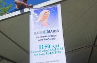 05/10/2024 – La Carpa de María está en cada peregrinación a la Virgen de Luján al lado de la estación Francisco Álvarez, en…