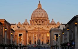 06/05/2025 - Desde Roma, Alberto Roselli informa sobre la intensa actividad y la creciente expectación ante el…