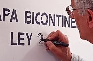 20/05/2025 - Desde la Asociación Docentes por Malvinas surgió una iniciativa que invita a plasmar nuestro Mapa Bicontinental en distintos rincones del país.