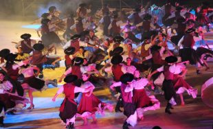 04/05/2025 - En el marco de la celebración del Día Internacional de la Danza, "Senderos de mi…