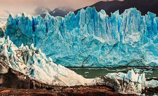 13/06/2025 - La Ley de Glaciares en Argentina juega un rol crucial en la protección de vastas…