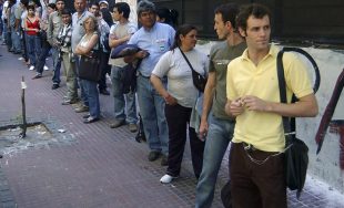 30/10/2025 - El proyecto de reforma laboral propuesto se presenta con la justificación de generar empleo, un…