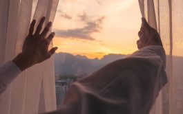 27/11/2025 - La clave está en crear pequeñas "ventanas al cielo", nos dice la hermana Mónica Cordero.