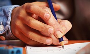 11/12/2025 - El panorama educativo en Argentina presenta desafíos importantes en el área de la lectura y…