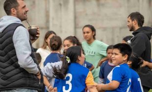 06/03/2026 - En la ciudad de Rosario, un grupo de voluntarios decidió organizarse para dar respuesta a&hellip;
