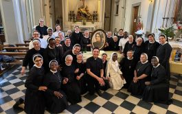 06/05/2026 – La hermana Betiana Palacios, de los Apóstoles del Sagrado Corazón de Jesús, contó desde la&hellip;