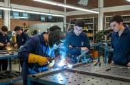 07/05/2026 - La incertidumbre sobre el futuro laboral de los adolescentes argentinos dejó de ser un dato aislado para convertirse en un síntoma&hellip;