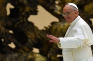 08/09/2013 - Lo afirmó el Papa en el ángelus, cuando volvió a referirse al conflicto en Siria.