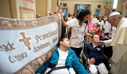 En más de una oportunidad, el Papa se ha acercado con palabras y gestos a los más sufrientes.