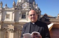 12/03/2014 - Francisco es capaz de identificar a un enfermo o un necesitado en medio de miles de personas, afirmó el Padre Guillermo…