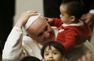 24/04/2014 - El Papa habló del "drama de observar los mandamientos sin tener fe".