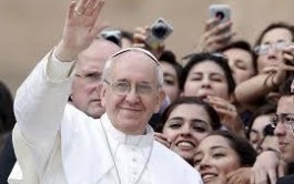 04/05/2014 - Francisco rezó la oración del Regina Coeli desde la ventana del Palacio Apostólico. Allí, pidió por la paz…