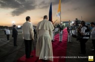 15/01/2015 –  A horas del aterrizaje del Papa Francisco en Filipinas, en donde fue recibido por una multitud, dialogamos con un sacerdote misionero…