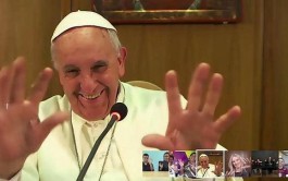 06/02/2015 – El Papa Francisco ha emocionado ayer a los miles de internautas que siguieron su conmovedora videoconferencia – a…