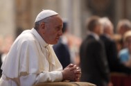 23/08/2016 – El Papa Francisco expresó su profundo dolor y su cercanía en la oración, pocas horas después del fuerte terremoto que sacudió…