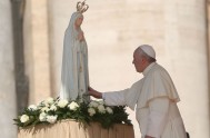 13/10/2016 – Hoy se cumple un nuevo aniversario de la consagración del mundo a la protección de la Virgen de Fátima en el…