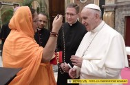02/11/2016 – Ésta mañana el Papa Francisco ha recibido a doscientas personas, miembros de religiones diversas (cristiana, judía, musulmana, budista, hindú y otras ),…