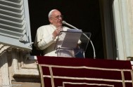 05/12/2016 – Compartimos las palabras del Papa Francisco antes y después del rezo del ángelus en la Plaza San Pedro:   Texto completo…