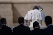 24/04/2017 – El Papa Francisco dijo en su homilía de hoy que no debemos olvidar que nuestra fe es concreta y que rechaza…