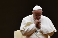 18/10/2017 – El Papa Francisco en su Audiencia General continuó sus catequesis en torno a la esperanza cristiana. “La muerte pone al desnudo nuestra…