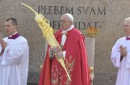 14/04/2019 – Luego de la celebración del Domingo de Ramos, el Papa Francisco saludó en el Ángelus a todos los participantes, pero principalmente…