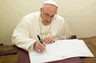 27/08/2019 – El Papa Francisco, a través de su Secretario de Estado el Cardenal Pietro Parolin, ha enviado un mensaje al a Monseñor Pierre…