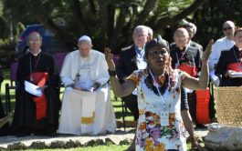 04/10/2019 – En la fiesta de San Francisco de Asís se llevó a cabo en los Jardines Vaticanos una celebración en…
