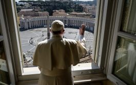 27/03/2020 – Hoy viernes 27 de marzo, a las 14 horas de Argentina, el Papa Francisco dará ala bendición Urbi et&hellip;